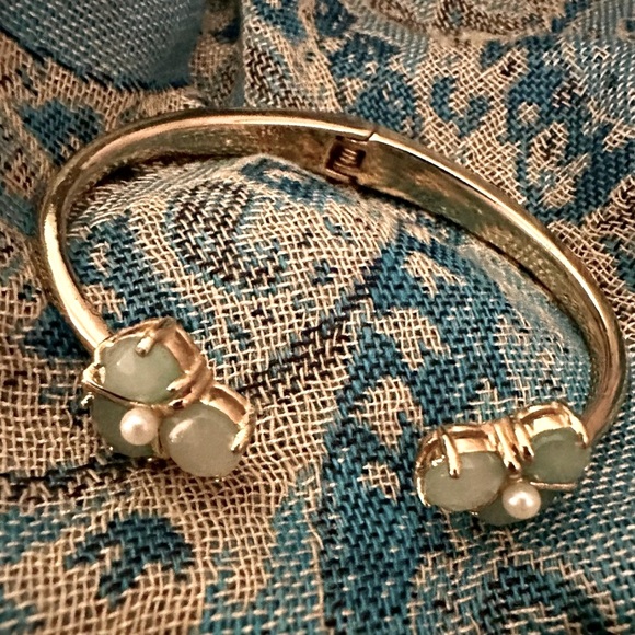 kate spade earrings for sale. Part of a matching set sold separately! - Picture 5 of 7